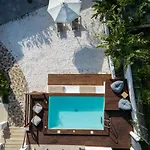 Apollonas & Sibylla - Luxury With Pool