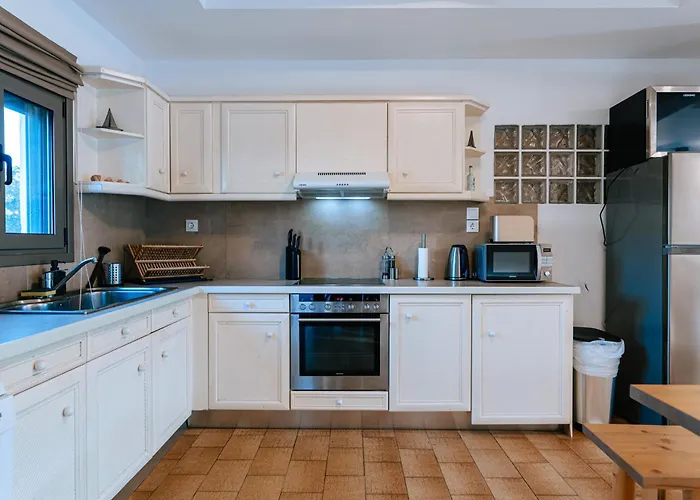 Apollonas & Sibylla - Luxury With Pool Villa *