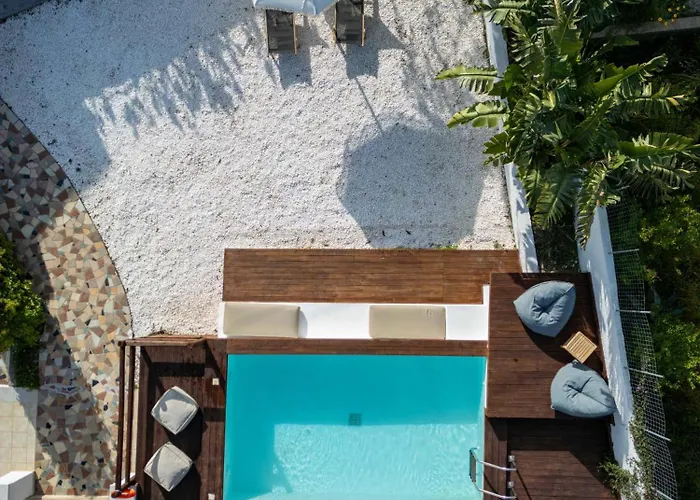 Apollonas & Sibylla - Luxury With Pool